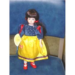 Victoria Ashlea Collection