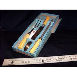CARVING SET