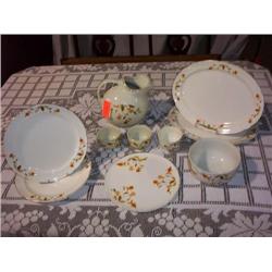 HALL DINNERWARE