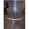 Image 1 : PATIO TABLE W/ UMBRELLA