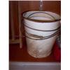 Image 1 : PAILS
