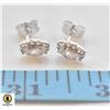 Image 1 : NEW PLATINUM PLATED STUD EARRINGS WITH