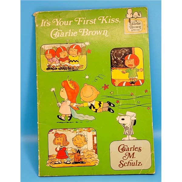 VINTAGE (1978)  IT'S YOUR FIRST KISS CHARLIE BROWN