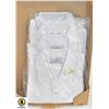 Image 1 : 4 NEW WHITE UNIFORM SHIRTS W/ SNAPS SIZE MED