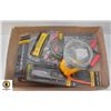 Image 1 : FLAT OF ASSORTED TOOLS