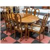 WOODEN DINING TABLE WITH 2 LEAFS AND 6 CHAIRS