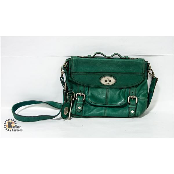 FOSSIL LEATHER PURSE GREEN