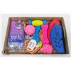Image 1 : FLAT OF DOG TOYS