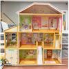 KIDCRAFT DOLLHOUSE W/FLAT OF ACCESSORIES &