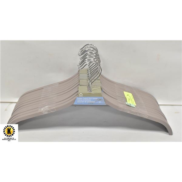 4 PACKS OF 3 RUBBER COATED SHIRT HANGERS