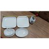 Image 1 : VINTAGE WHITE CLASSIC SERVING DISHES