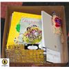 Image 1 : BOX FULL OF ARTS & CRAFTS AND SCRAPBOOKING