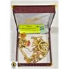 Image 1 : DOLPHIN PIN, NECKLACE & EARRINGS IN BOX