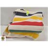Image 1 : 2 HUDSON BAY BLANKETS APPROX 5FT EACH