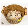 Image 1 : BASKET WITH SEASHELLS