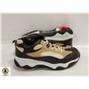 Image 1 : ROLLER SHOES SIZE 8