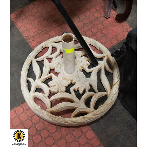 WEIGHTED UMBRELLA HOLDER