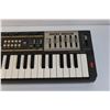 Image 2 : Casio Casiotone MT-100 Keyboard (No Battery)