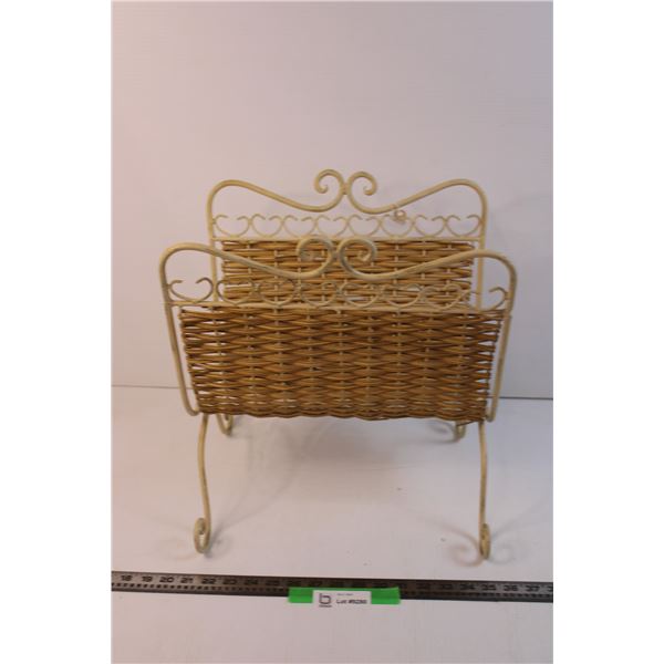 Vintage Folding Wicker Magazine Rack