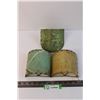 Image 1 : (3) Vintage Wall Lamp Shades
