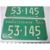 Image 3 : Pair of 1969 Saskatchewan License Plates