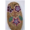 Image 4 : Women's Beaded Moccasins - Unsure of Size