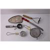 Image 2 : Lot of Antique Kitchen Tools