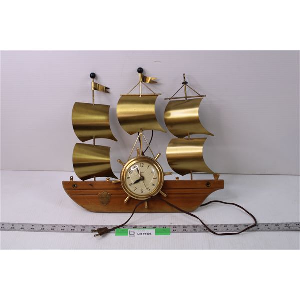 Vintage Wood and Metal Ship Clock (Working)