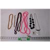 Image 1 : Lot of Assorted Necklaces and Jewelry