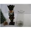 Image 2 : 17" Tree w/ Nutcracker and Misc. Christmas Decor