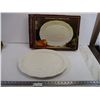 Image 1 : Earthenware 18" Turkey Platter
