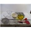 Image 1 : (9) Kitchen Related Items