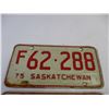 Image 2 : Pair of 1975 Saskatchewan License Plates