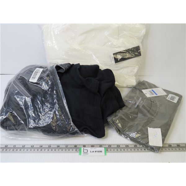 Package of Mens Underwear Fruit Of The Loom (size XXXL) - Calvin Klein T-Shirt (size XL) - My Shelte