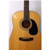 Image 2 : Jasmine Acoustic Guitar with Case (Zipper on Case is Missing Top)