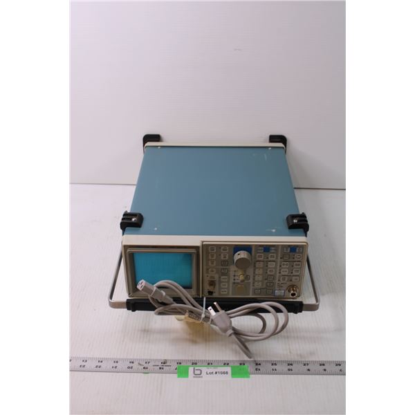 Tektronix 1.8 GHz Spectrum Analyzer (CRT and Front End Good)