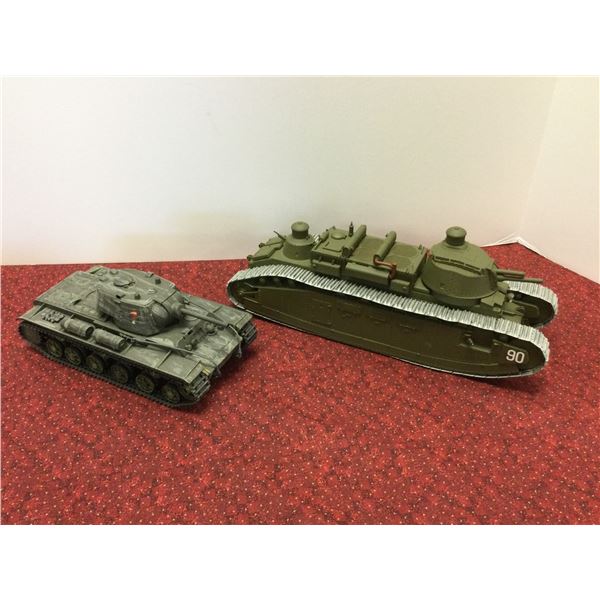 2 Fantastic Model WW2 German Tanks