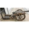 Image 1 : Spanish Cannon with Carriage and Glass Table Top c. 1702 [161634]