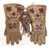 Image 1 : Beaded Buckskin Gauntlets [162759]