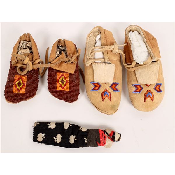 Buckskin Moccasins, Beaded - 2 Pair [162776]