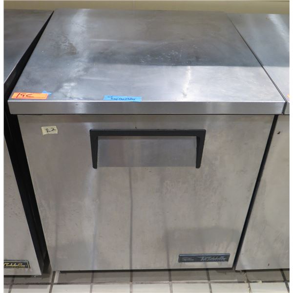 True TUC-27-HC Single Door Undercounter Refrigerator