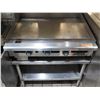 Image 1 : Imperial Griddle w/ Backsplash on Stand 36"x30"x36"H