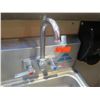 Image 2 : Advance Tabco Single Basin Sink 25"x22"x35"H