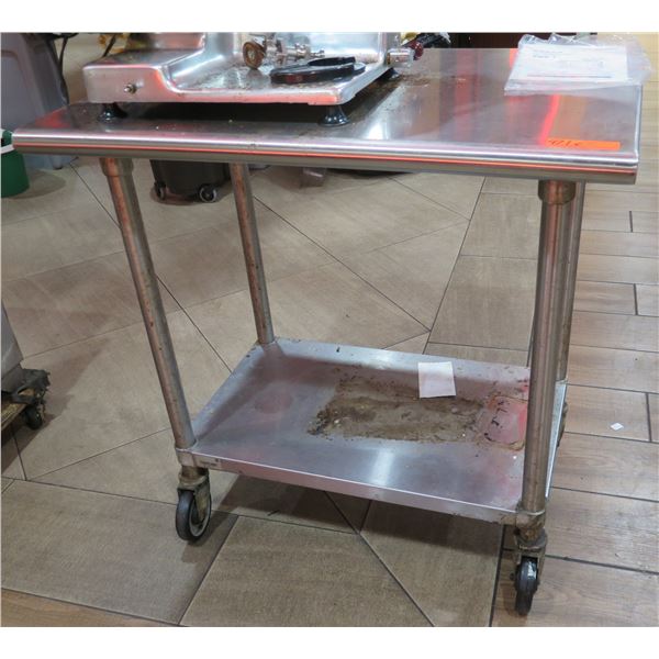 Rolling Metal Work Table w/ Undershelf 23"x36"x34"H (Wheels need repair)