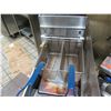 Image 2 : Pitco Commercial 2-Basket Deep Fryer