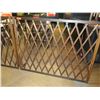 Image 2 : Wooden Lattice 8-Section Divider Fence - Each Section 60"x43"