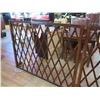 Image 8 : Wooden Lattice 8-Section Divider Fence - Each Section 60"x43"