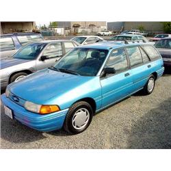 93 FORD ESCORT WAGON LX 5SPD S/W EXMT.                                