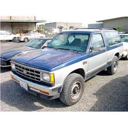 84 CHEVROLET BLAZER TAHOE 4X4 2DR EXMT.                               