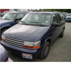 94 PLYMOUTH VOYAGER VAN EXMT.                                         